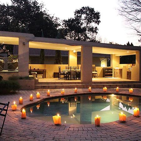 A Hundred Thousand Welcomes B&B Sandton Bagian luar foto