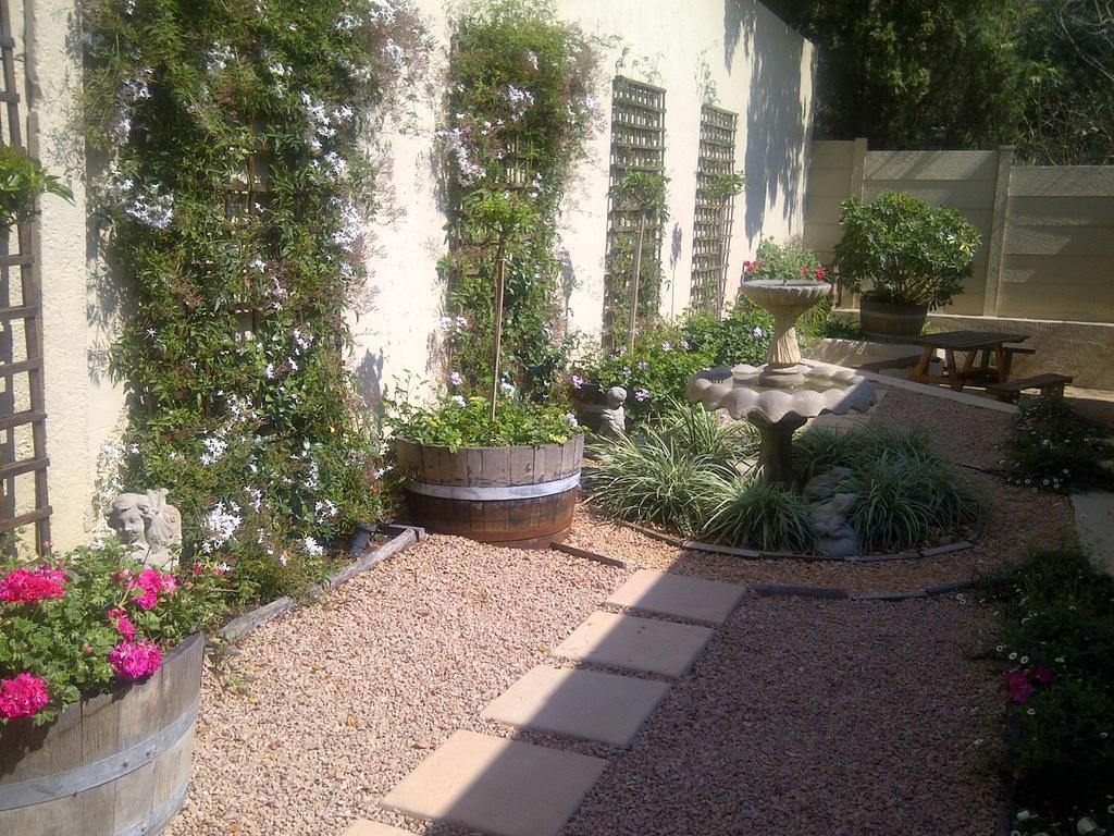 A Hundred Thousand Welcomes B&B Sandton Bagian luar foto